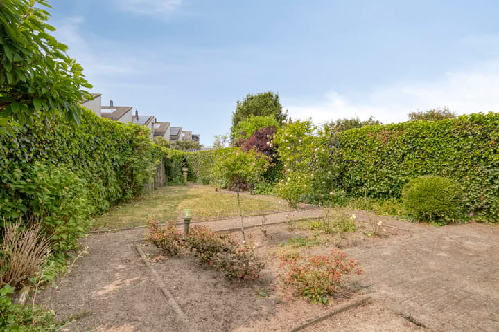 Photo 35 of Antoni Staringlaan 22