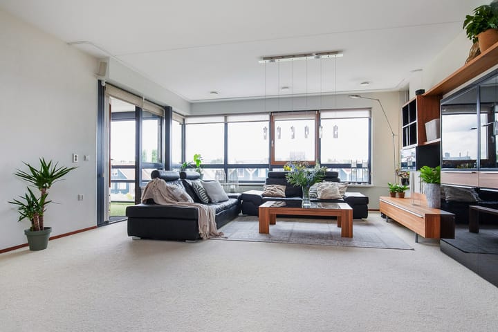 Photo 14 of Wendelaarstraat 126