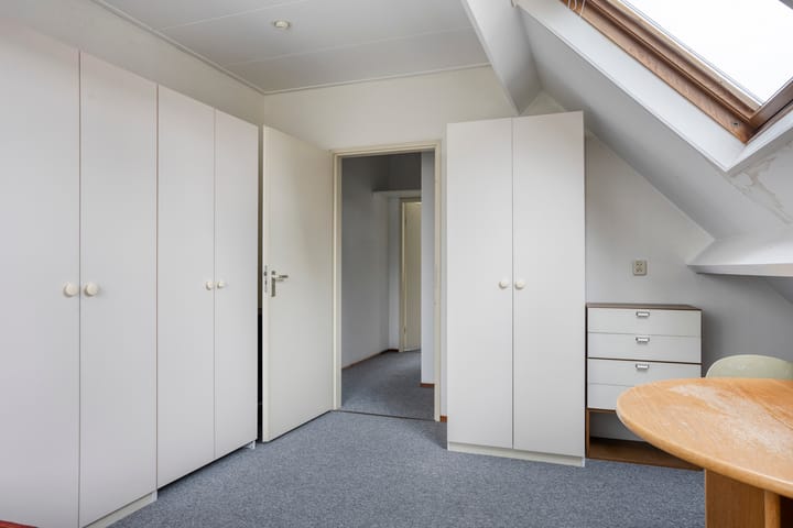 Foto 23 van Marinus Postlaan 95