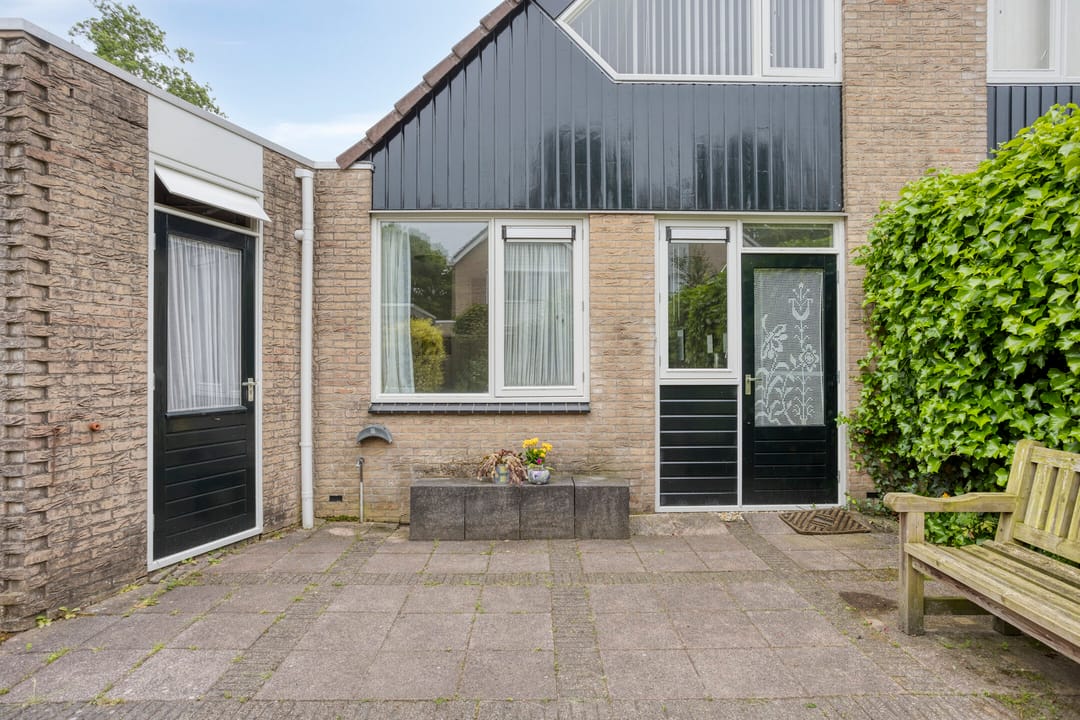 Foto 28 van Marinus Postlaan 95