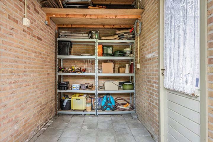 Foto 30 van Marinus Postlaan 95