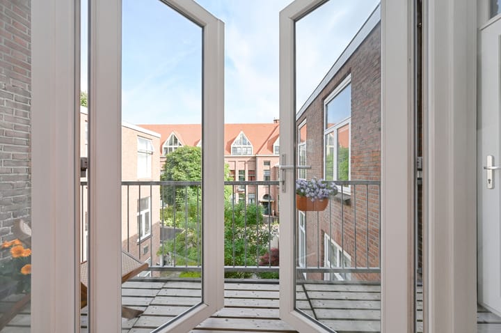 Photo 15 of Hazelaarstraat 91