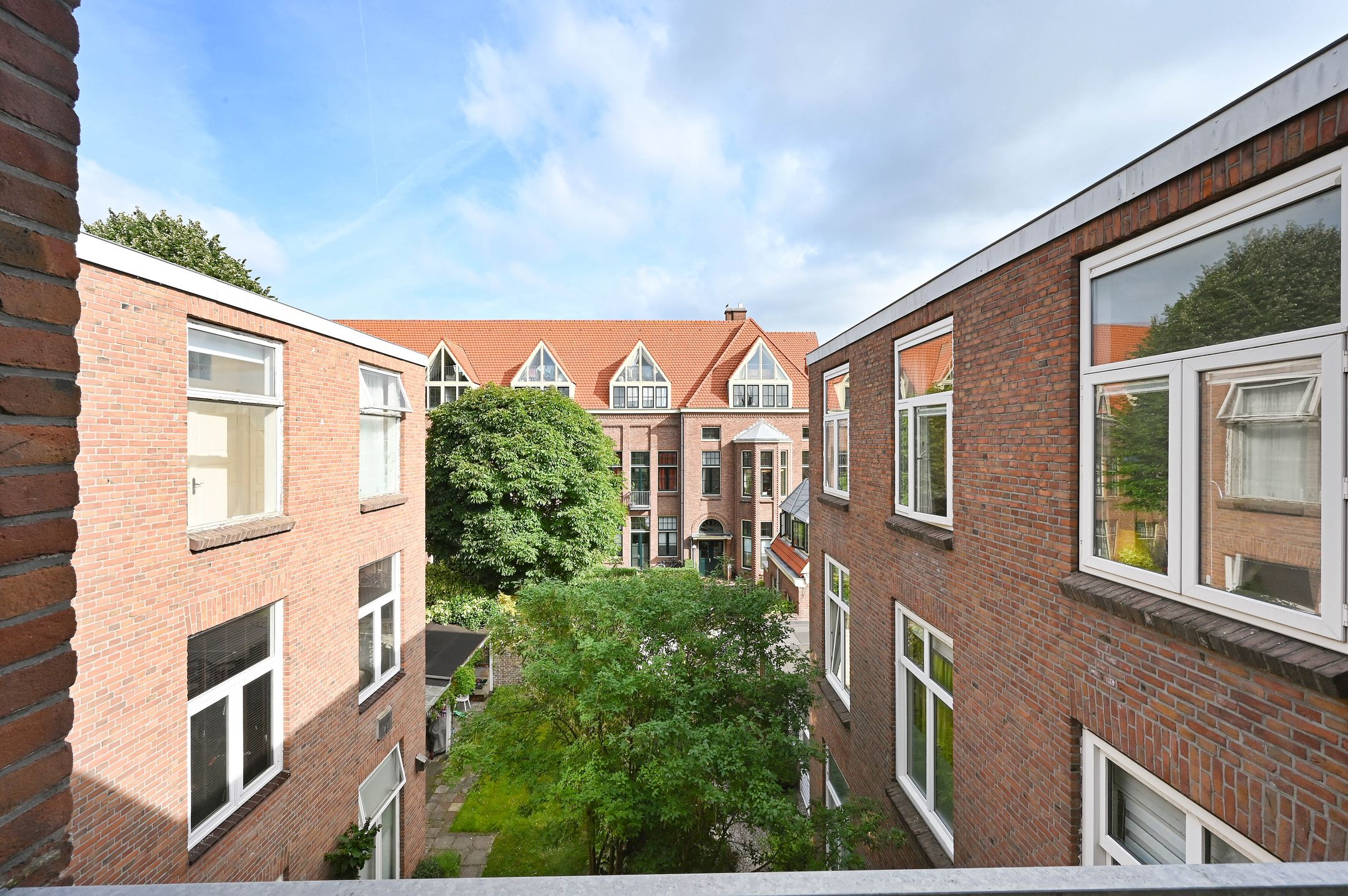 Foto 18 van Hazelaarstraat 91