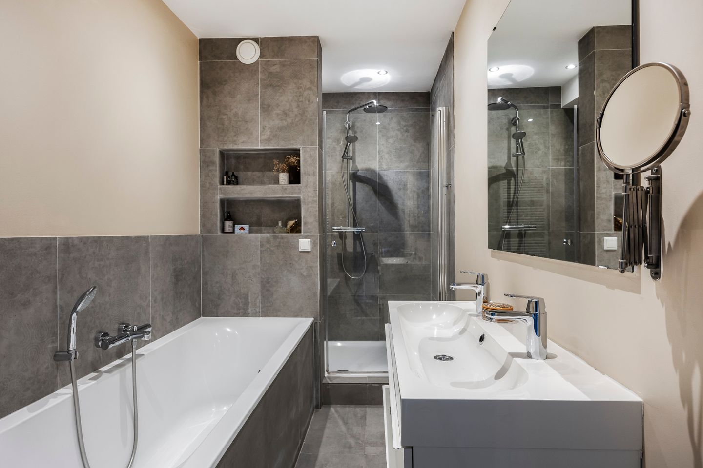 Foto 25 van Laan van Nieuw Oosteinde 358