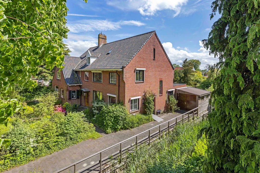 Foto 1 van Julianaweg 4