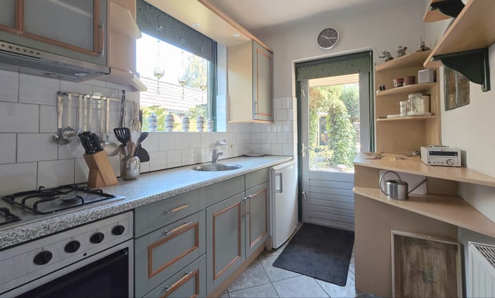 Foto 12 van Middenlaan 39