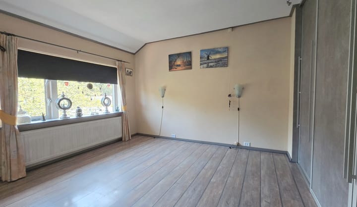 Foto 17 van Middenlaan 39