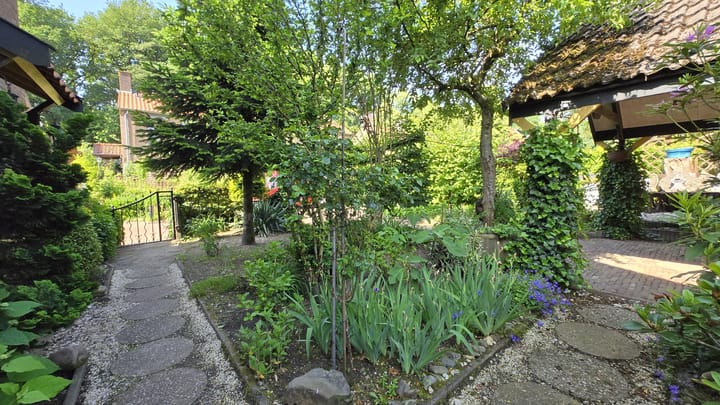 Foto 29 van Middenlaan 39