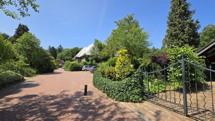 Foto 30 van Middenlaan 39