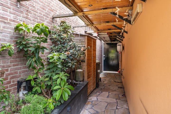 Foto 23 van Molenstraat 1