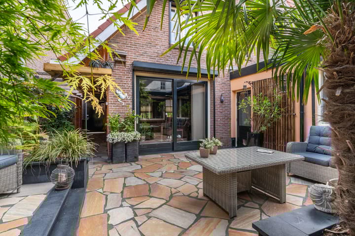 Foto 26 van Molenstraat 1