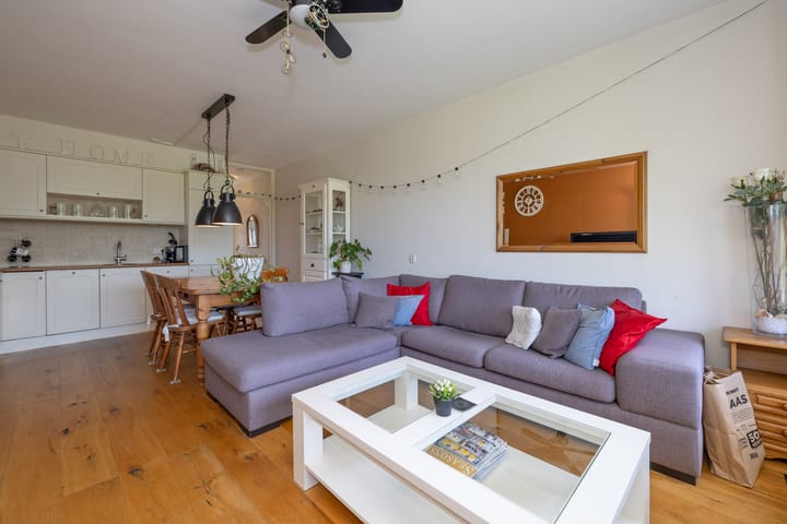 Foto 8 van Aagje Dekenlaan 33