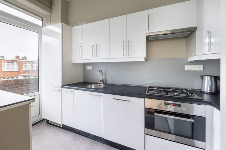 Foto 10 van Van Lansbergestraat 212