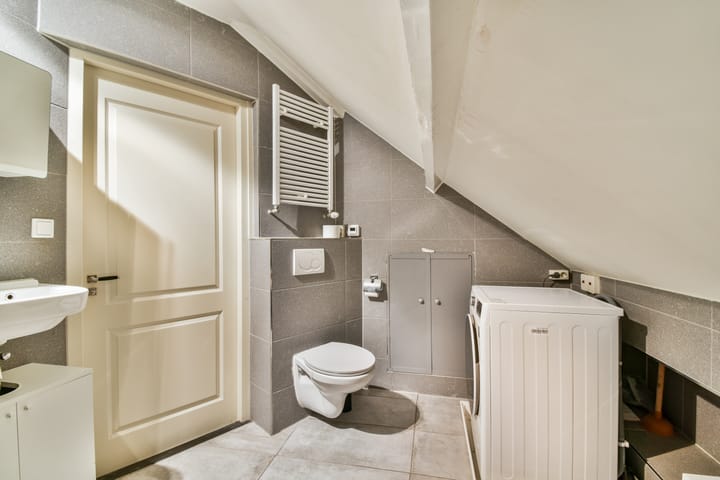 Foto 18 van Aalsmeerweg 81-4