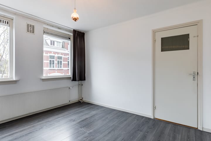 Foto 15 van Godevaert Montensstraat 28