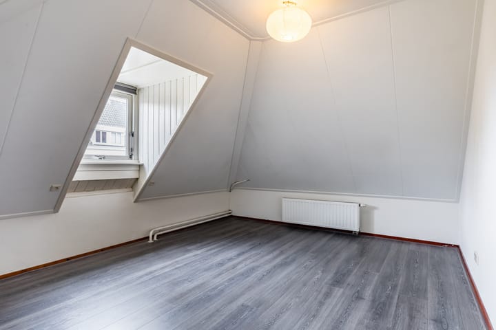 Foto 23 van Godevaert Montensstraat 28