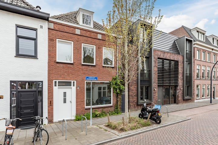 Foto 33 van Godevaert Montensstraat 28