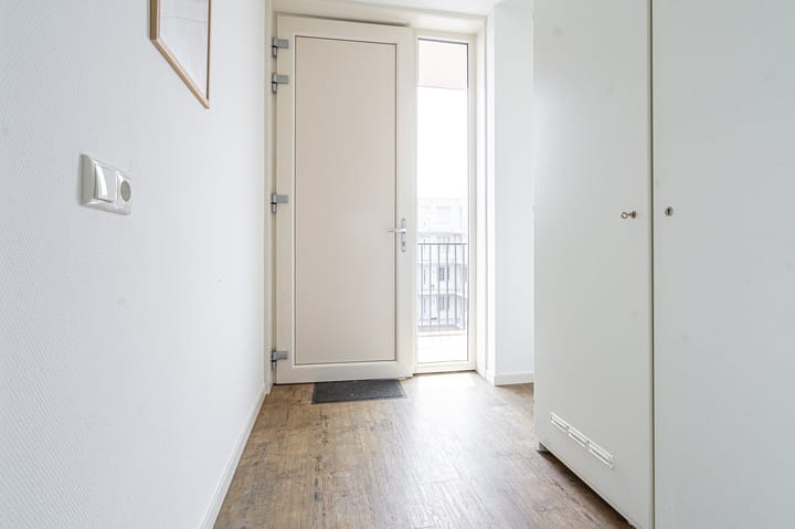 Foto 31 van San Marinostraat 59