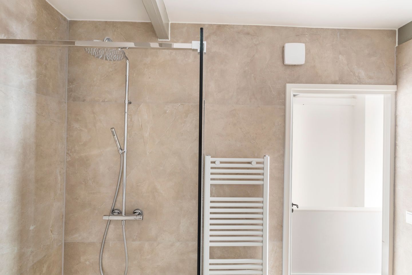 Foto 29 van Govert Flinckstraat 231-2A