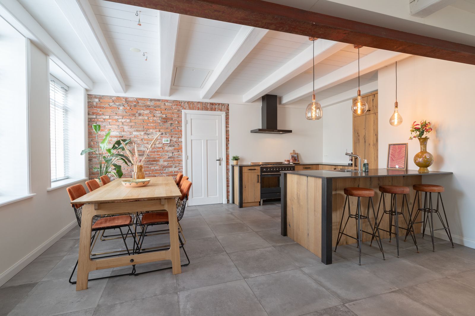 Photo 12 of Nieuwstraat 33