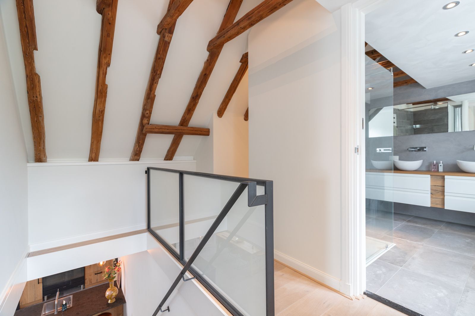 Photo 30 of Nieuwstraat 33