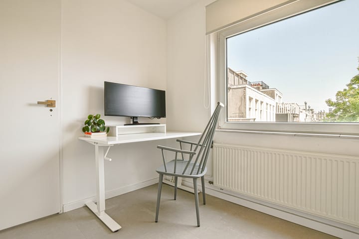 Foto 24 van Celebesstraat 42-D