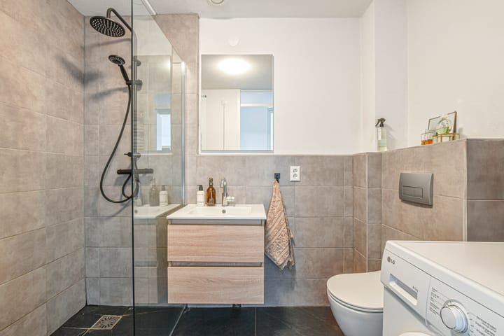 Foto 27 van Celebesstraat 42-D