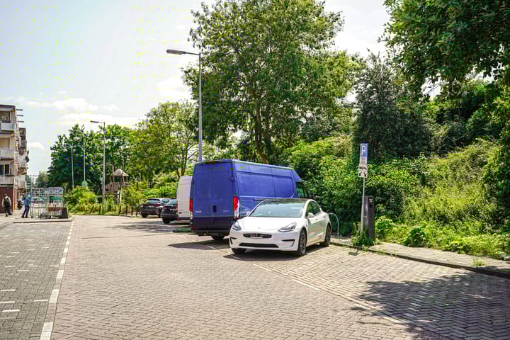 Foto 37 van Celebesstraat 42-D