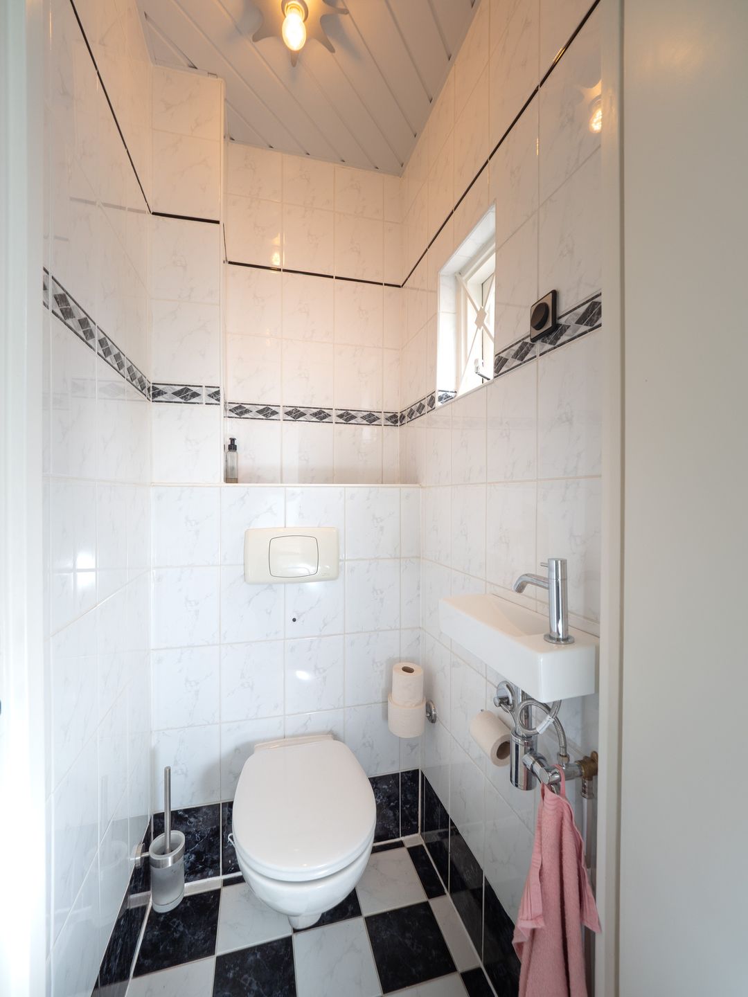 Photo 8 of Balladestraat 12