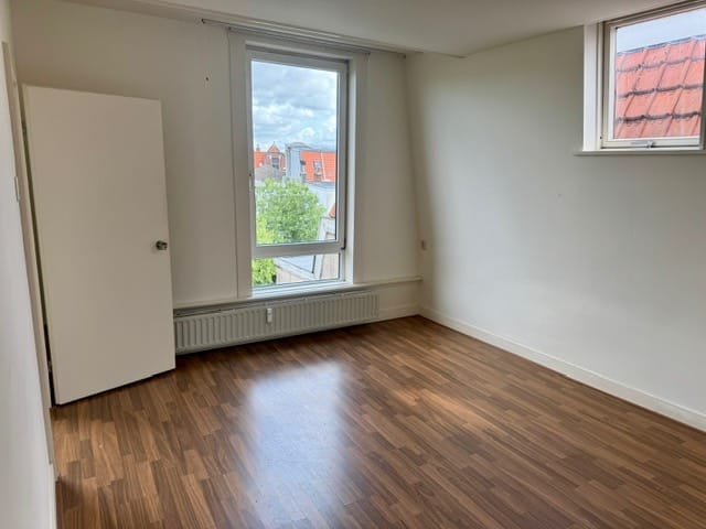 Photo 4 of Leeuwendaallaan 15