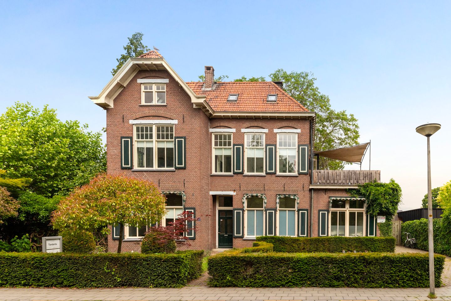 Burgemeester Bloemersstraat 32 main image
