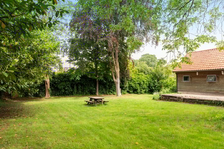 Foto 20 van Burgemeester Bloemersstraat 32