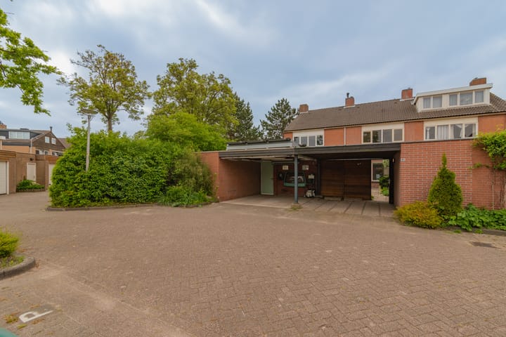 Foto 2 van Heliotroop 81