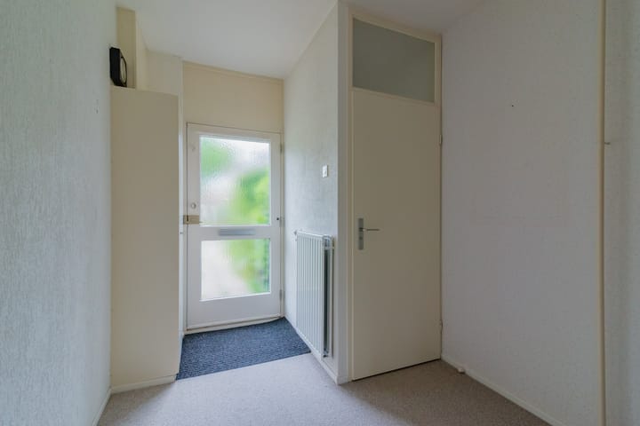 Foto 3 van Heliotroop 81