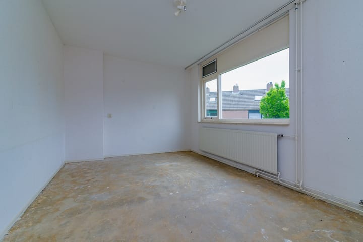 Foto 18 van Heliotroop 81