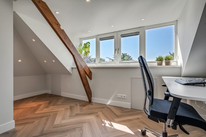 Foto 46 van Burgemeester Meslaan 9