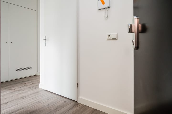 Photo 10 of Dudokstraat 76