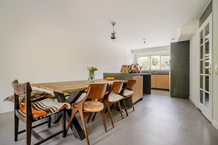 Foto 12 van Rosa Spierplantsoen 125