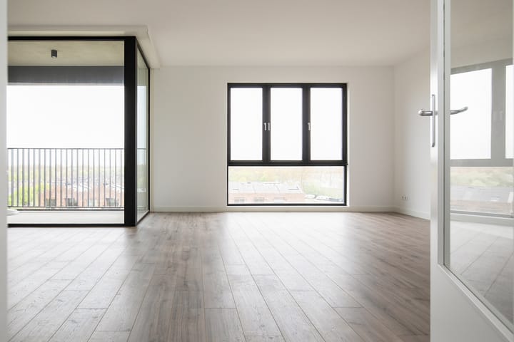 Photo 12 of Dudokstraat 76