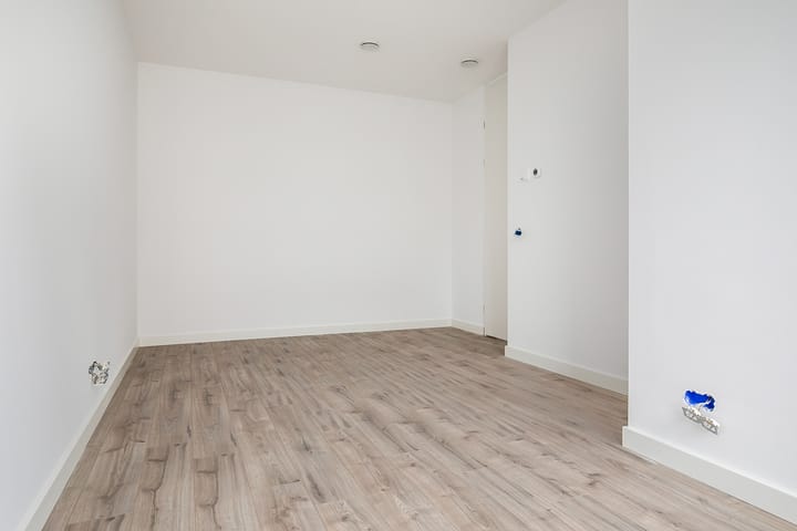 Photo 22 of Dudokstraat 76