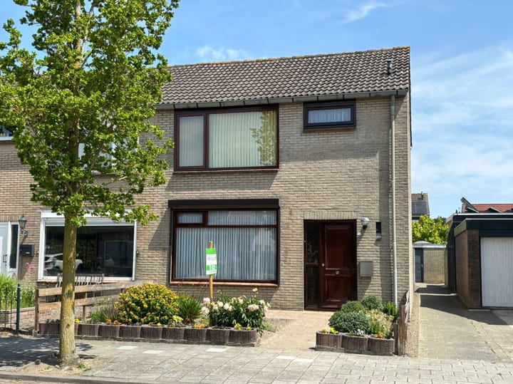 Photo 27 of Vermerestraat 11