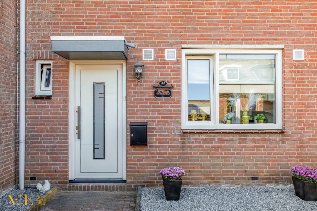 Photo 2 of Julianastraat 44