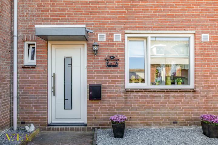 Foto 2 van Julianastraat 44