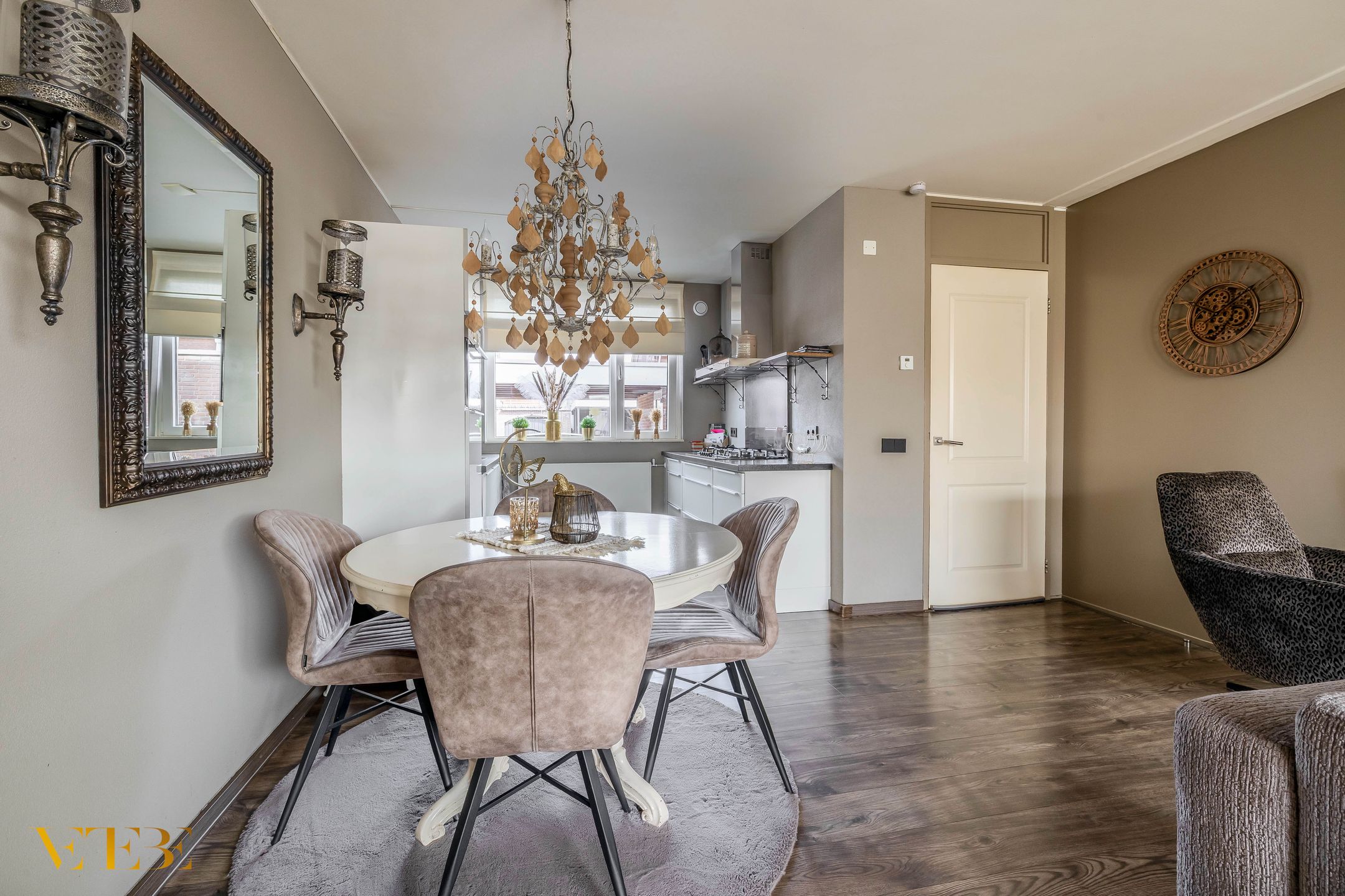 Photo 6 of Julianastraat 44