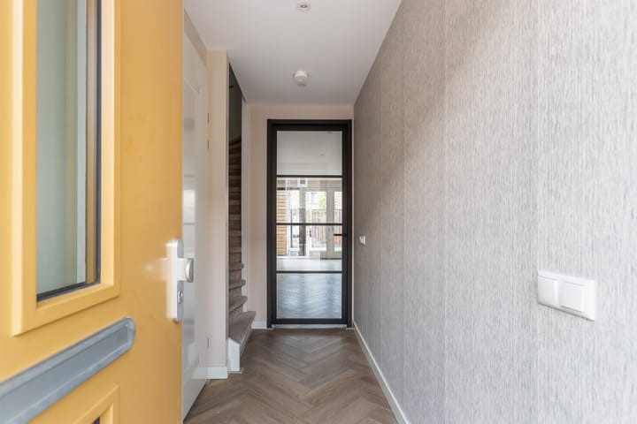 Foto 6 van Pieter de Hoochstraat 10