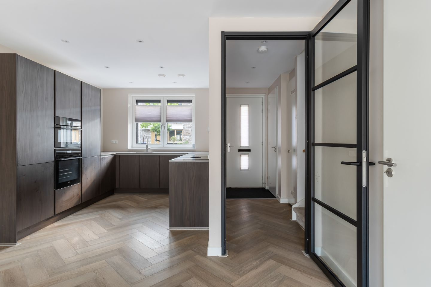 Foto 10 van Pieter de Hoochstraat 10