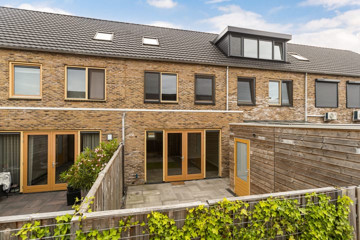 Foto 26 van Pieter de Hoochstraat 10