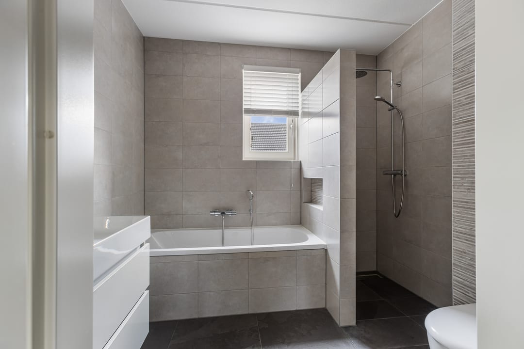 Foto 37 van Pieter de Hoochstraat 10