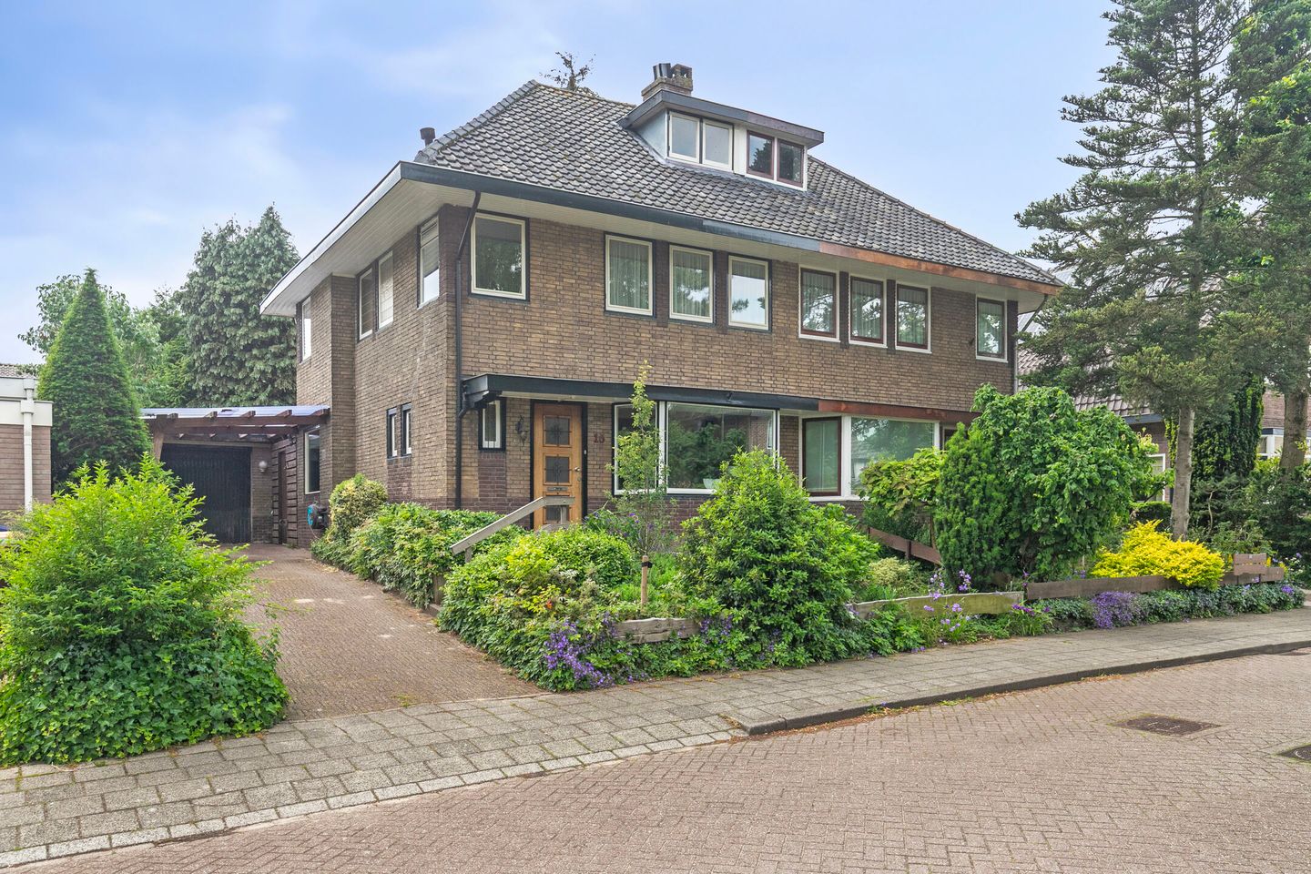 Foto 1 van van Goyenlaan 16