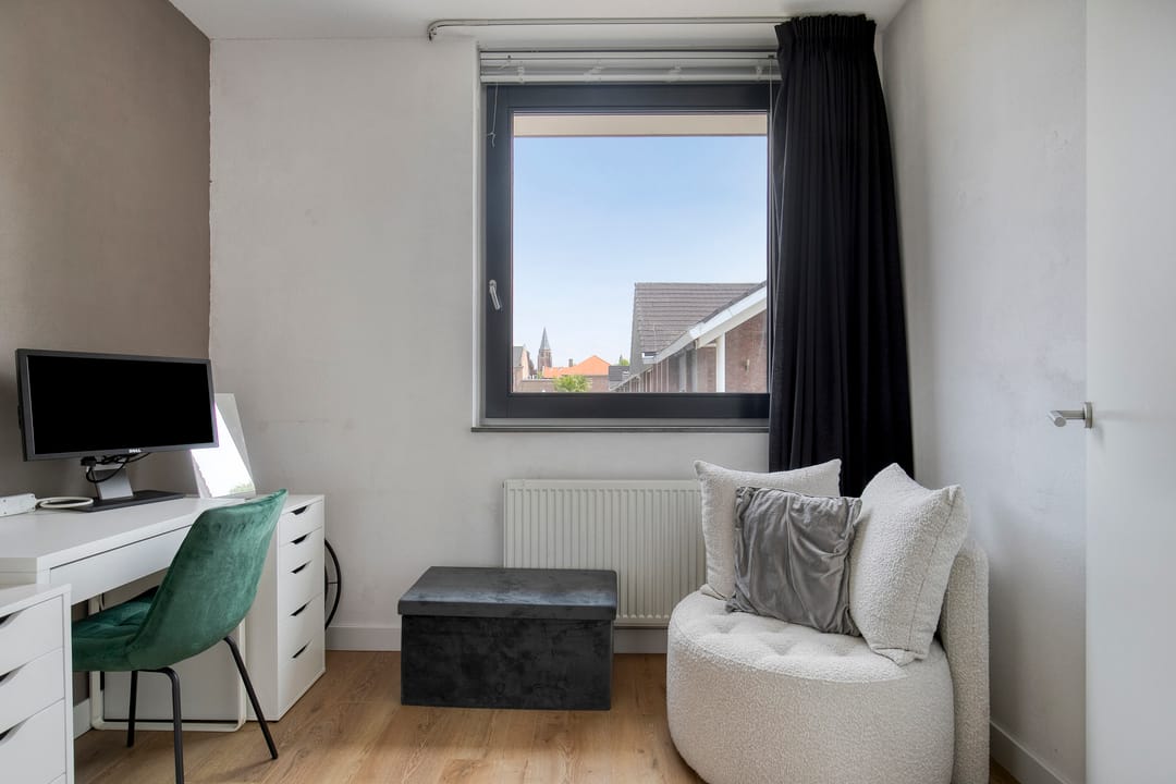 Foto 23 van Molstraat 10